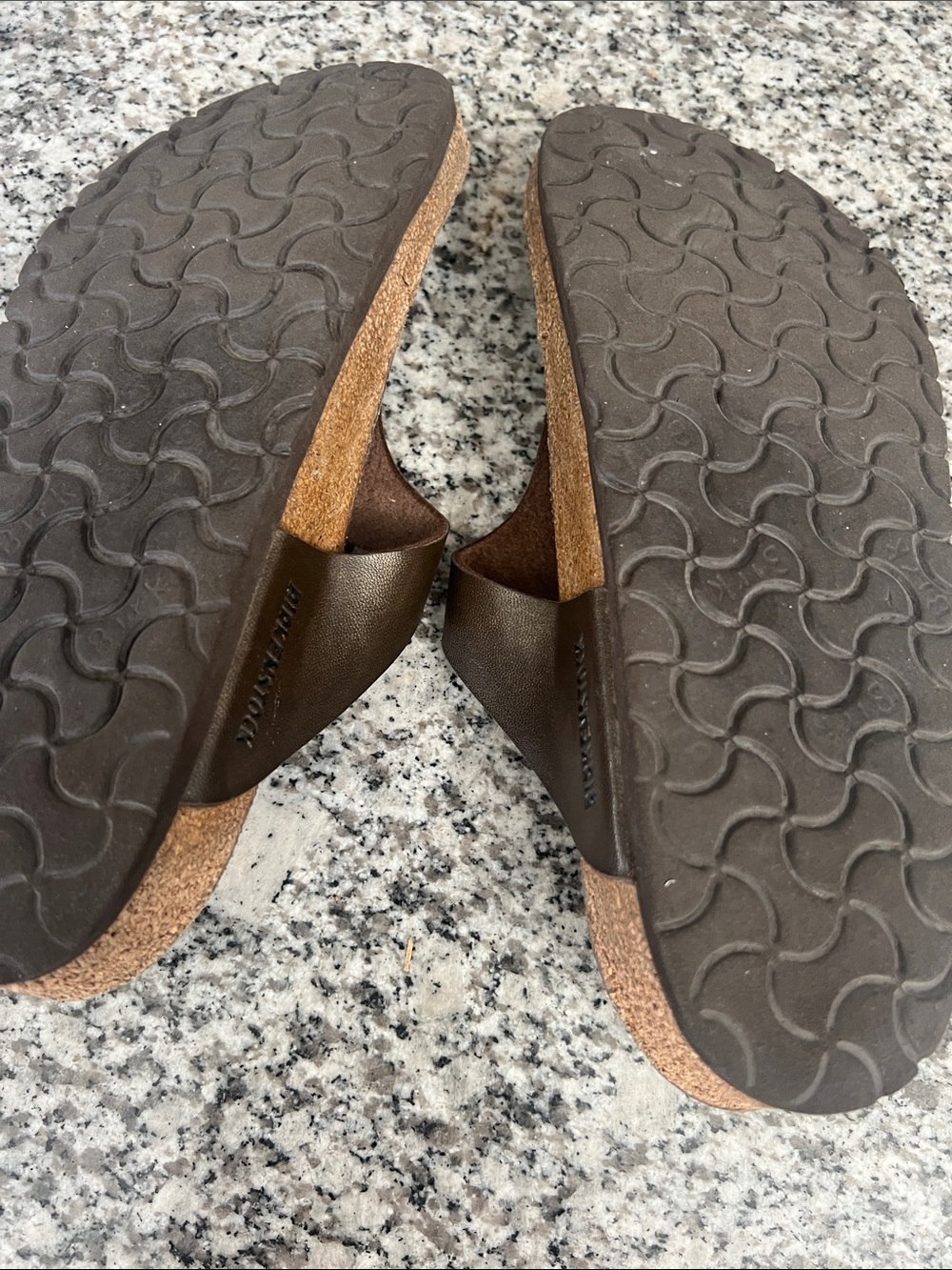 Birkenstock women’s metallic Brown Leather Gizeh Sandals Buckle Sz 9 (EU41) - Picture 9 of 12
